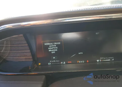 2021 Lincoln Navigator Black Label z USA, uszkodzony, nr VIN 5LMJJ2TT5MEL05935